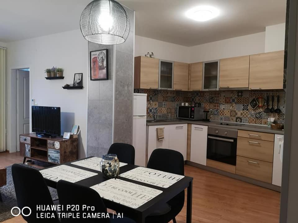Sea Garden Apartment Idm Βάρνα Εξωτερικό φωτογραφία