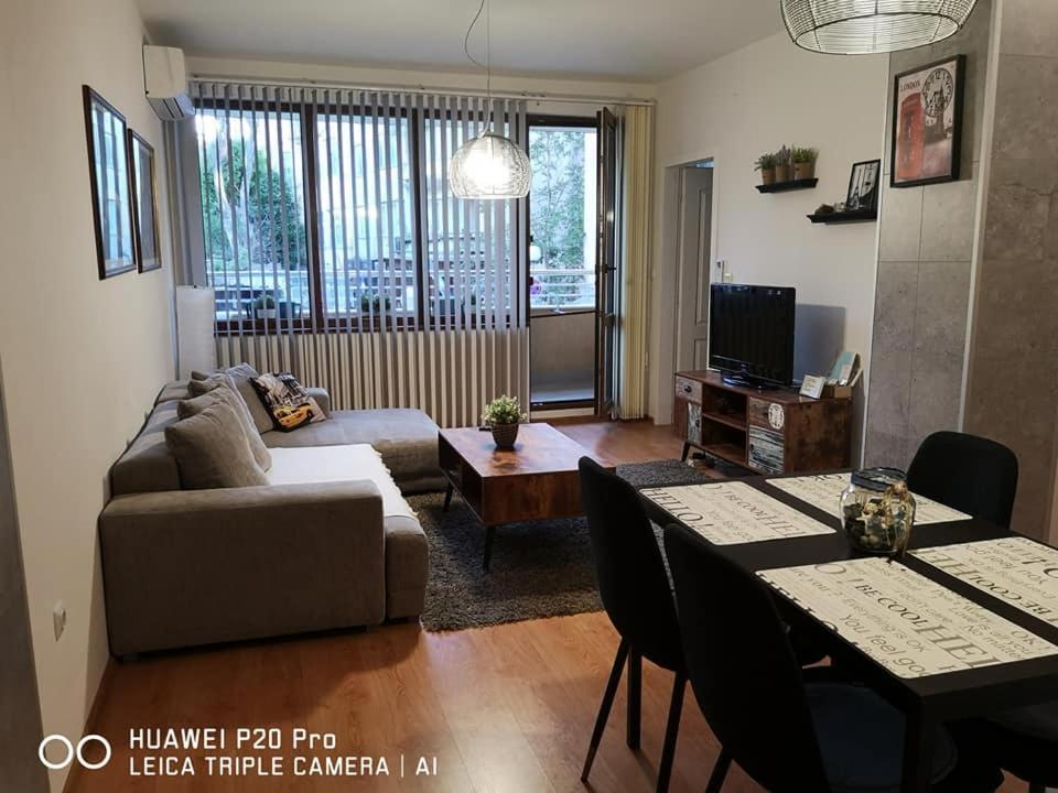 Sea Garden Apartment Idm Βάρνα Εξωτερικό φωτογραφία